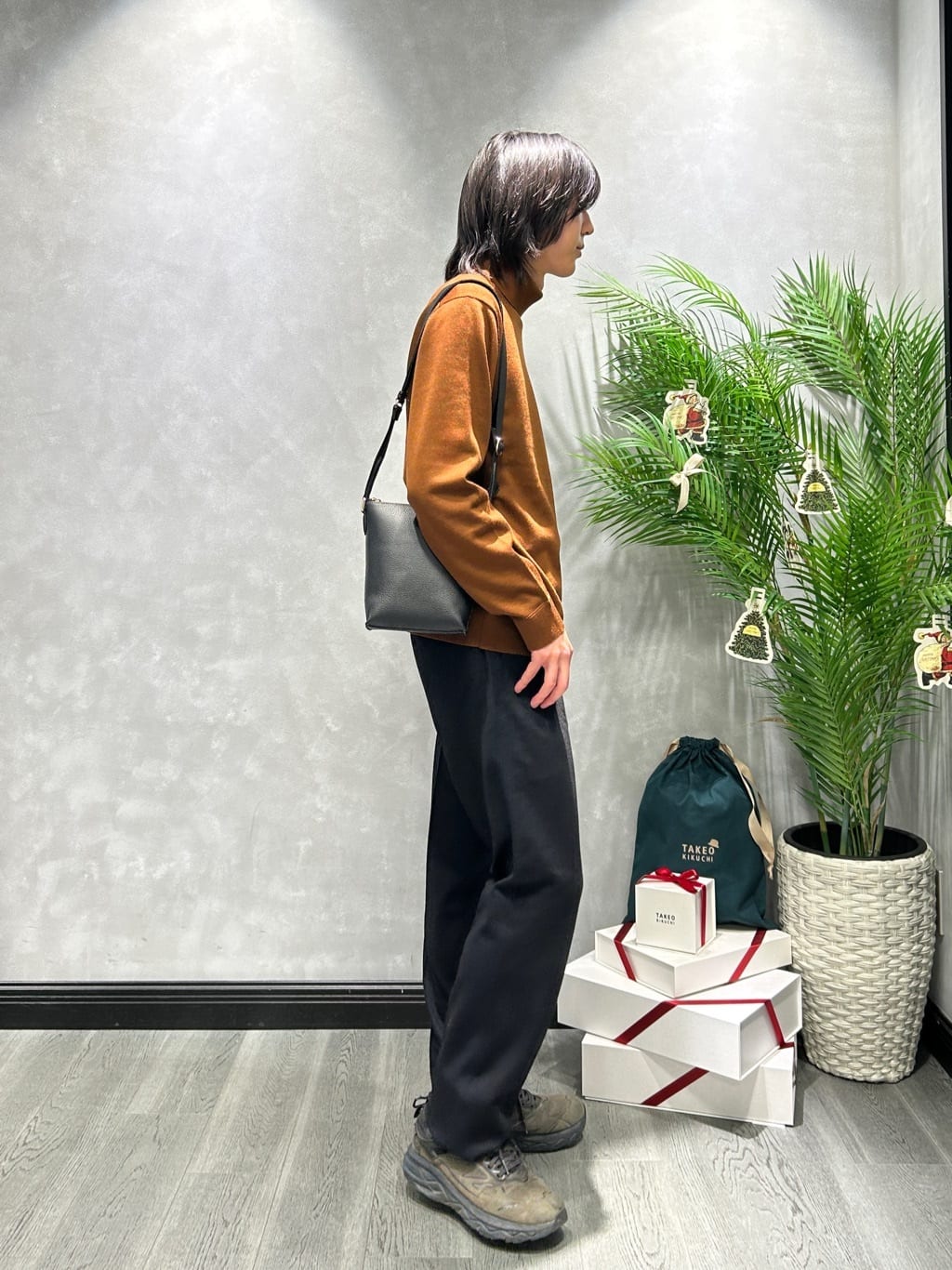 ruiさんの「TAKEO KIKUCHI｜アンチピリング タートルネック ニット」を使ったコーディネート