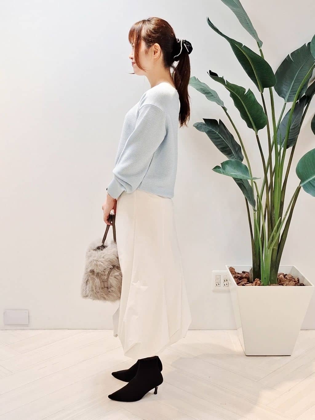 YuKaRiさんの「UNTITLED｜【ストレッチ素材/撥水加工】バルーンスカート」を使ったコーディネート