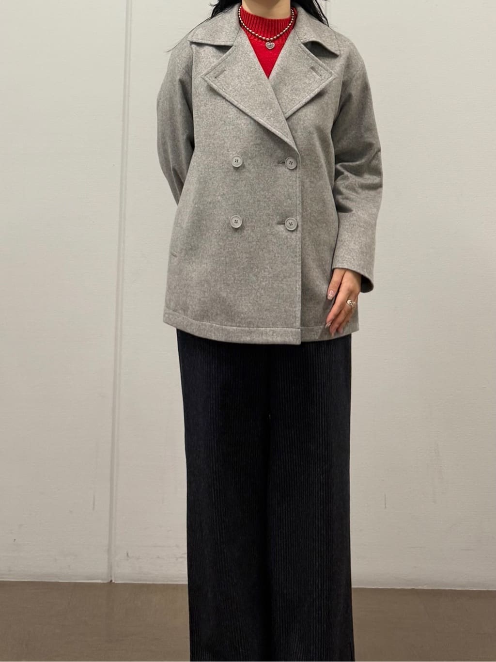 mizukiさんの「INDIVI｜【冬ニット人気NO．1！／カシミヤ混】ミドルゲージハイネックニット」を使ったコーディネート