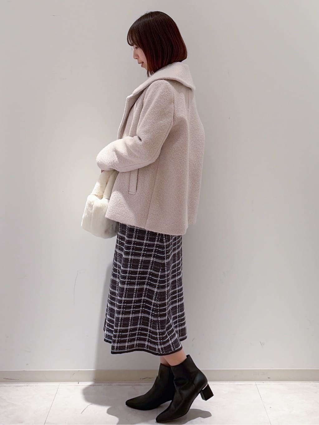 yurinaさんの「index｜チェックラメジャカードニットワンピース」を使ったコーディネート