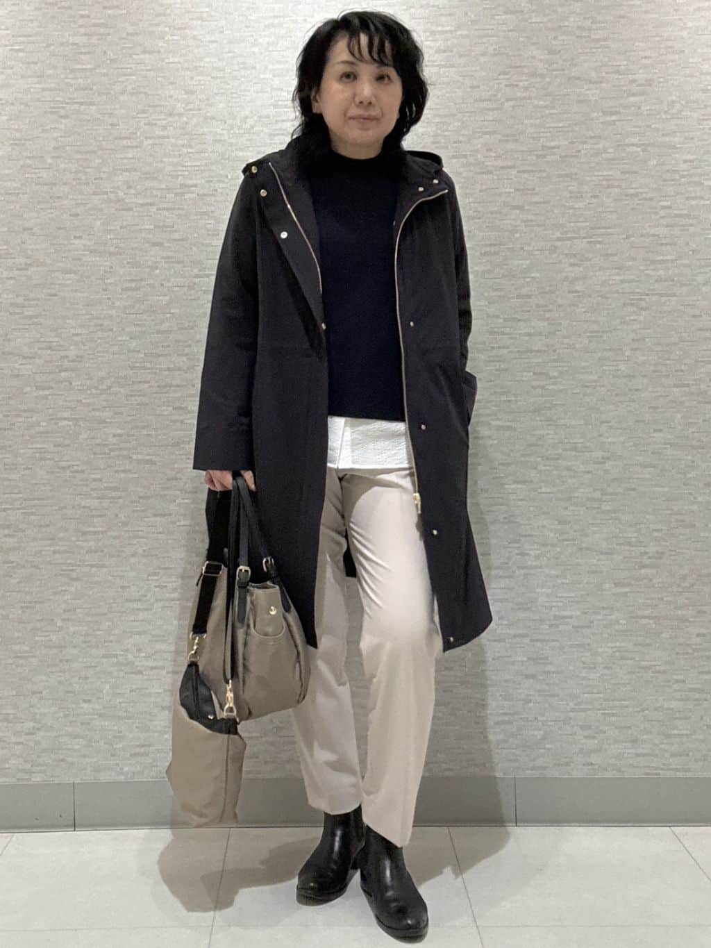 KOJIMAさんの「Reflect｜【中綿ライナー付き】ライナー付きフーデッドロングコート」を使ったコーディネート