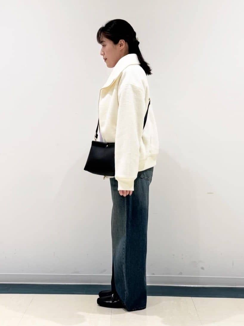 あんづさんの「SHOO･LA･RUE｜【S-LL】軽くてふんわりあたたかい スライバージャケット」を使ったコーディネート