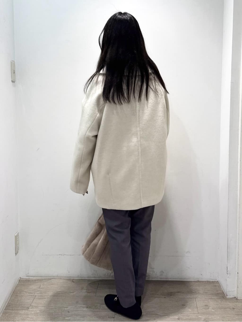 yuicciさんの「OPAQUE.CLIP｜カシミヤブレンドウールミドルピーコート」を使ったコーディネート