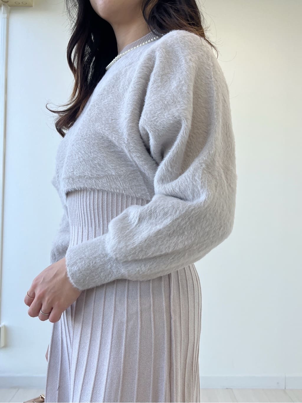 Mori Moriさんの「index｜ラメフェザープルオーバーセット ニットワンピース【洗濯機OK】《XS～LL》」を使ったコーディネート