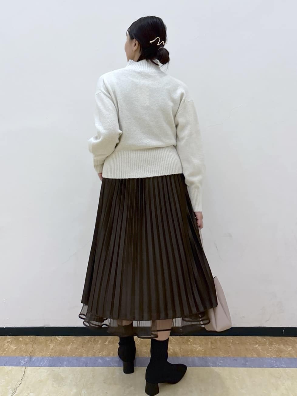 akariさんの「index｜リバーシブルチュールティアードフレアスカート【洗濯機OK】」を使ったコーディネート