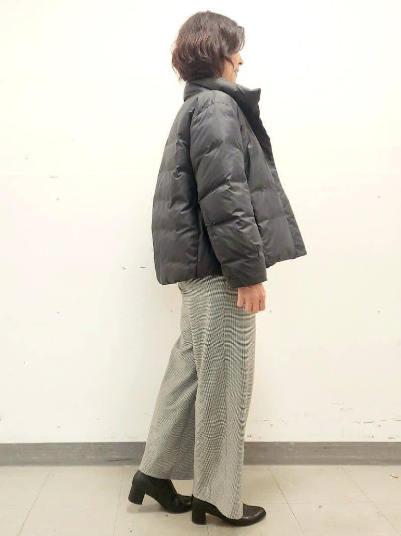 mayumayuさんの「Reflect｜【すっきりシルエット】ショート丈ダウンコート」を使ったコーディネート