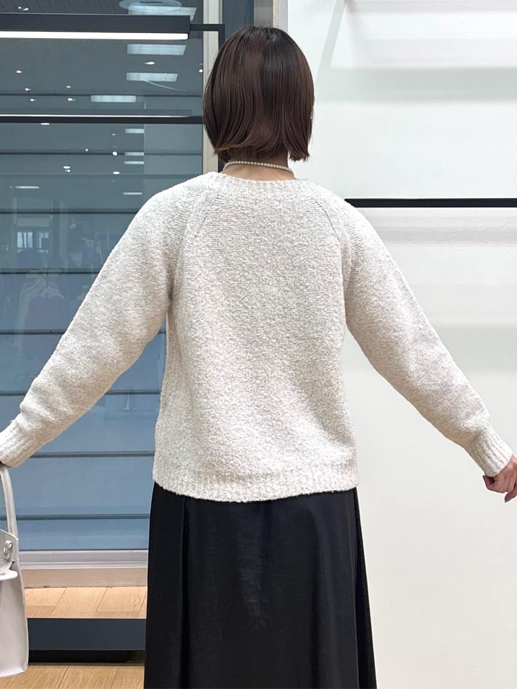 asamiさんの「INDIVI｜【洗える／ラメ／意匠感】ミックスブークレニット」を使ったコーディネート