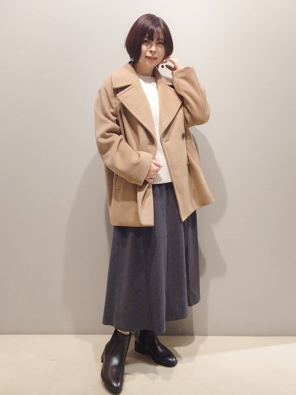 me：)さんの「OPAQUE.CLIP｜カシミヤブレンドウールミドルピーコート」を使ったコーディネート