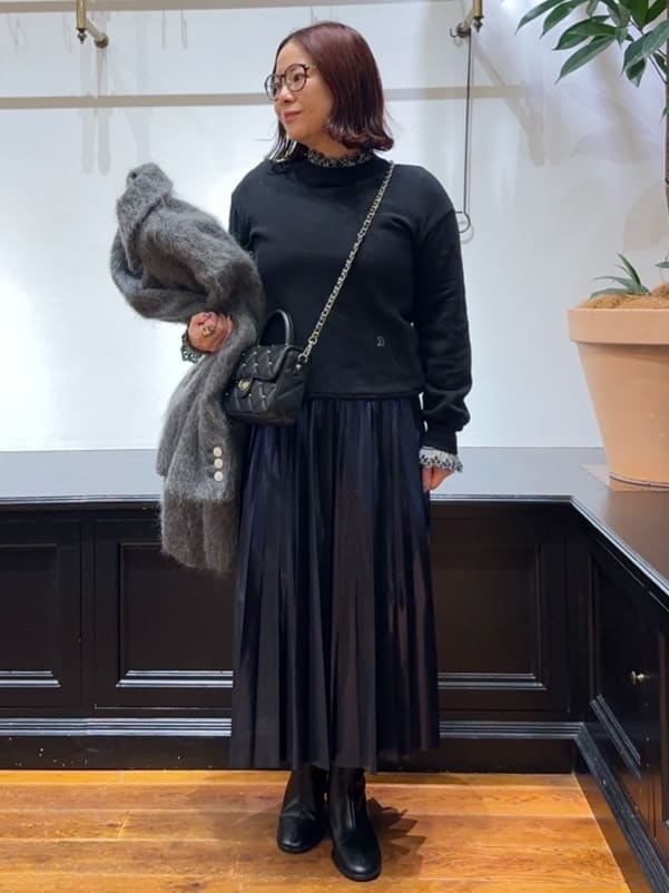 Asamiさんの「DRESSTERIOR｜◆取り外しフリル付き裏毛プルオーバー」を使ったコーディネート
