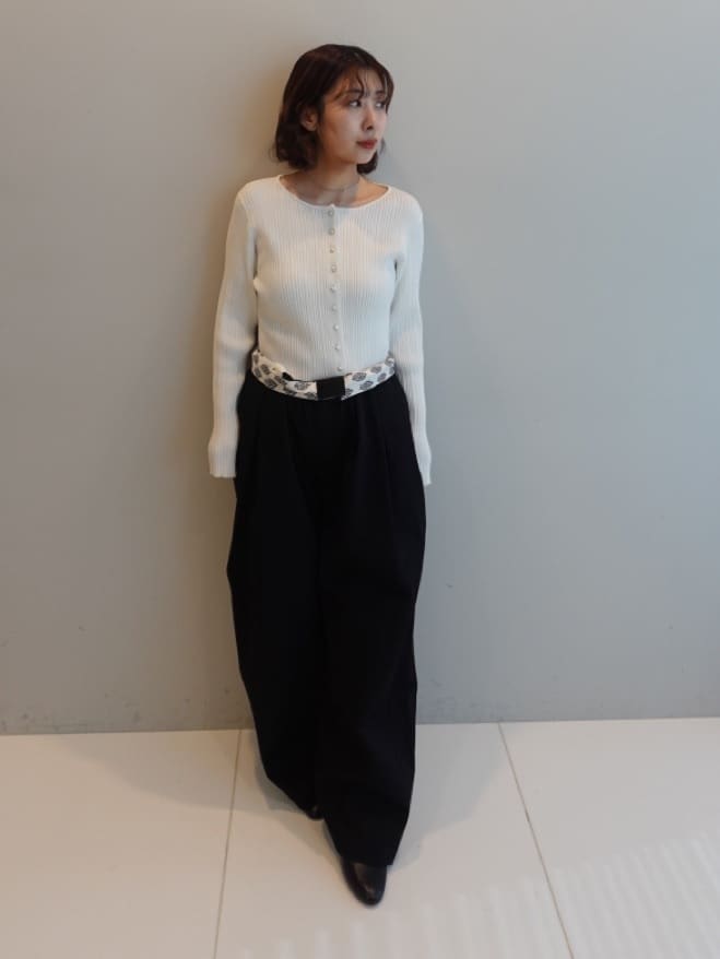 abeさんの「tk.TAKEO KIKUCHI｜【別注】Dickies バギーシルエットパンツ」を使ったコーディネート