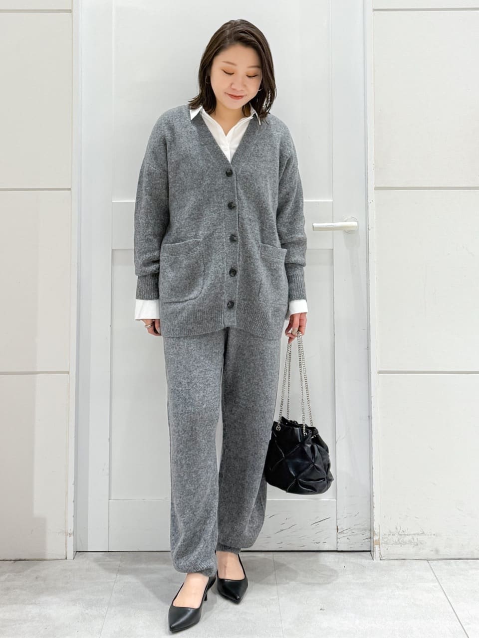 yuka.aさんの「OPAQUE.CLIP｜ポケット刺繍レギュラーカラーシャツ【洗濯機OK】」を使ったコーディネート