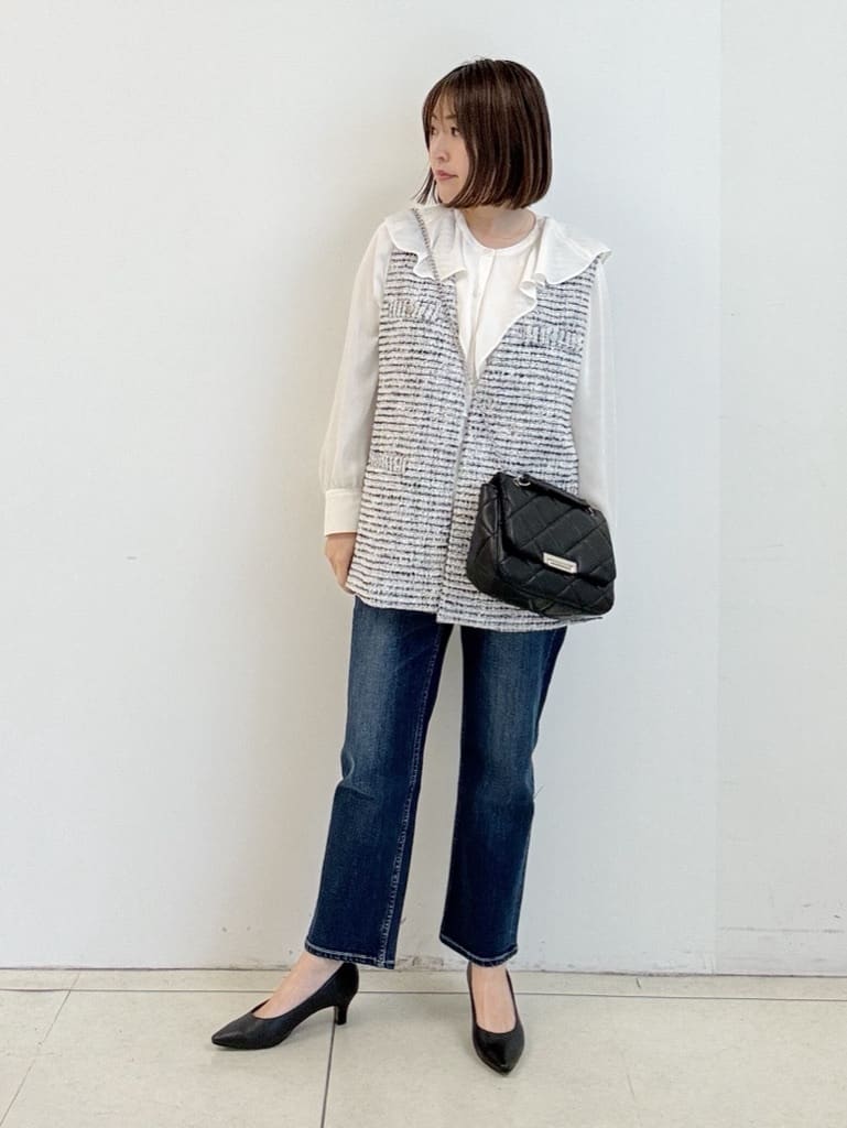 yoshiyaさんの「INDIVI｜キルトフラップバッグ」を使ったコーディネート