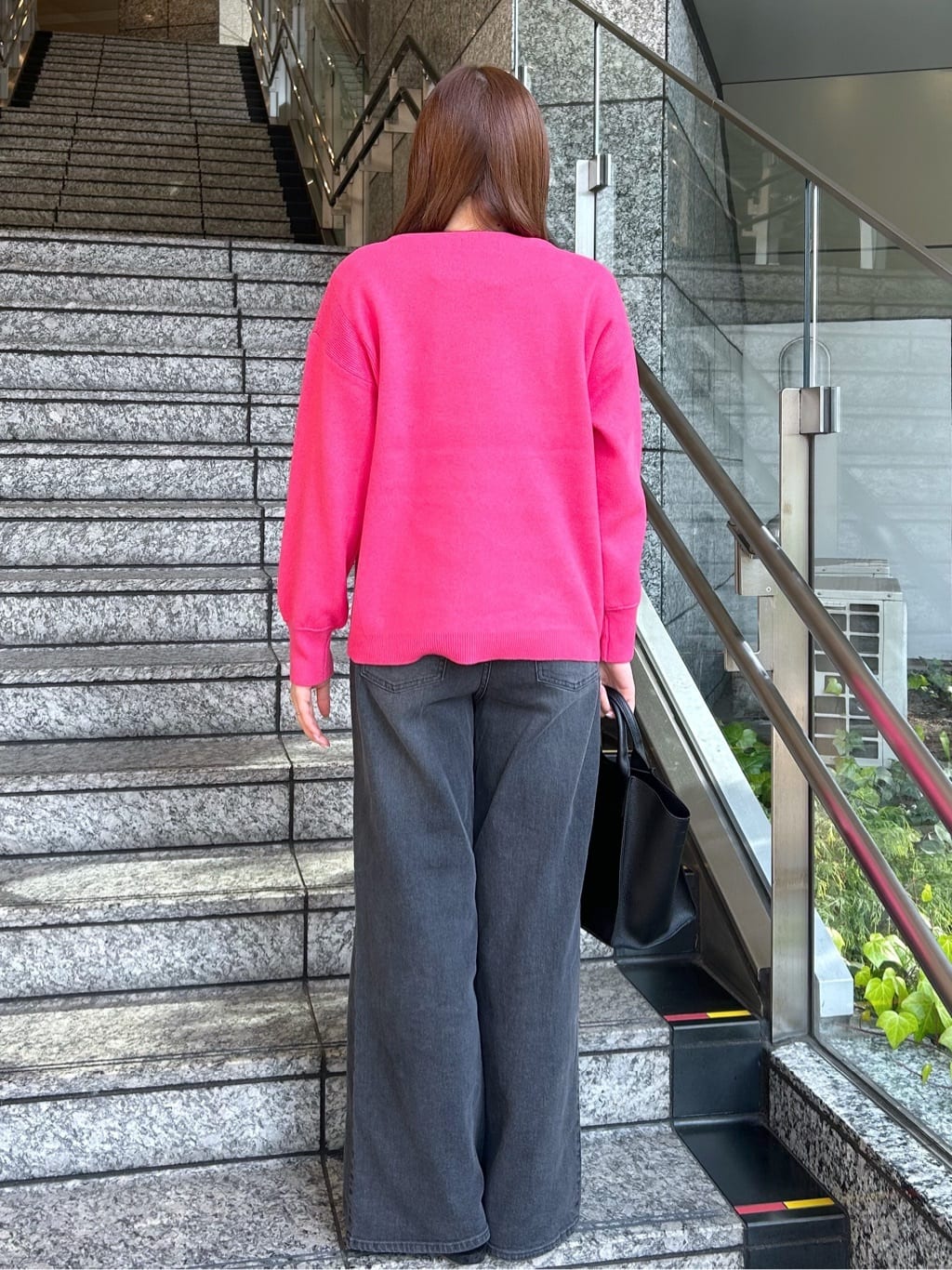 Risaさんの「OPAQUE.CLIP｜サイド編地切替ニットトップス／セットアップ対応【洗濯機OK】」を使ったコーディネート