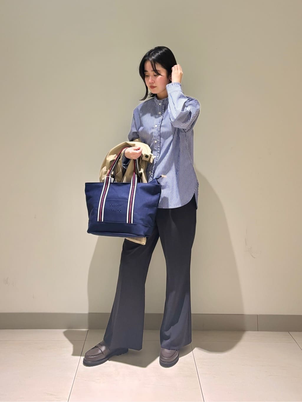 mayuさんの「Dessin｜【洗える】フリルネックブラウス」を使ったコーディネート