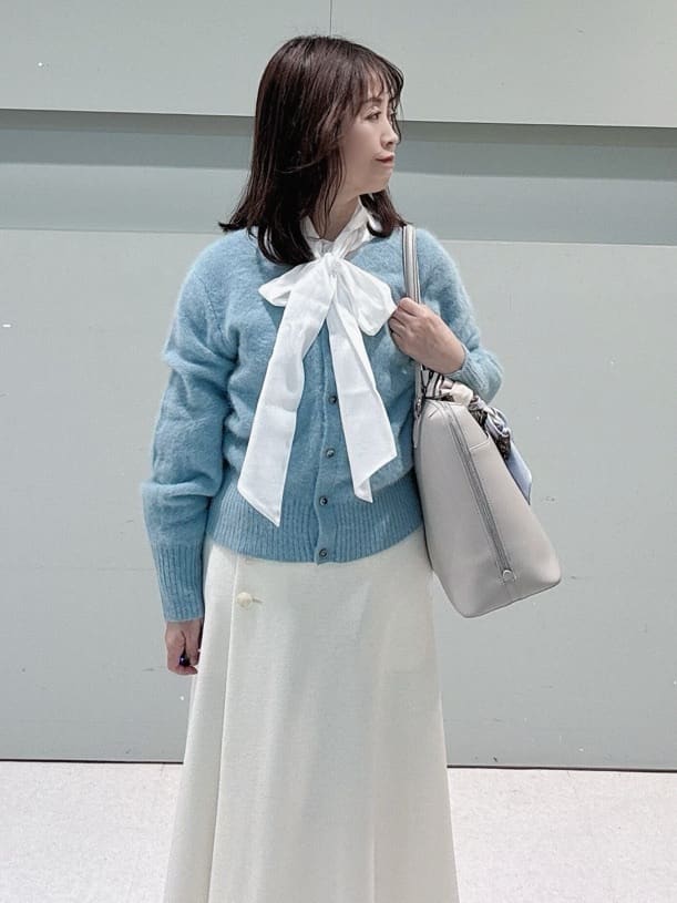 makiさんの「UNTITLED｜【はっ水機能/フード取り外し可】ミディダウンコート」を使ったコーディネート