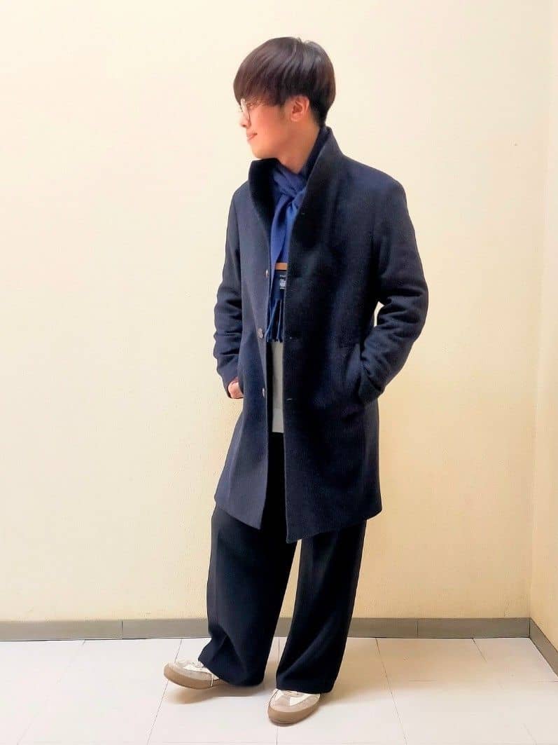 nerさんの「TAKEO KIKUCHI｜【ウールカシミヤブレンド】ビーバー調 スタンドカラー コート」を使ったコーディネート