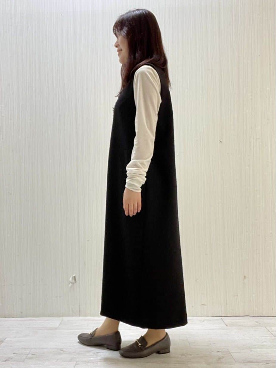 Mさんの「UNTITLED｜【ハイネック/レイヤード/重ね着におすすめ】トリコットベロア シアーインナー」を使ったコーディネート