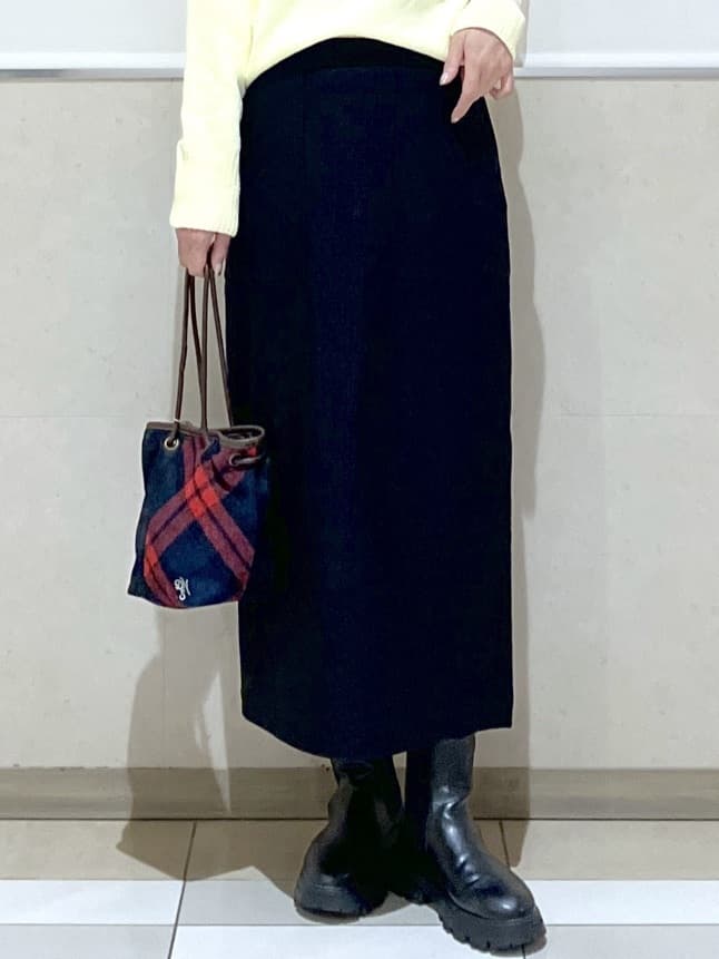 eriko さんの「Dessin｜【洗える】ハイネックベロアモールニット」を使ったコーディネート