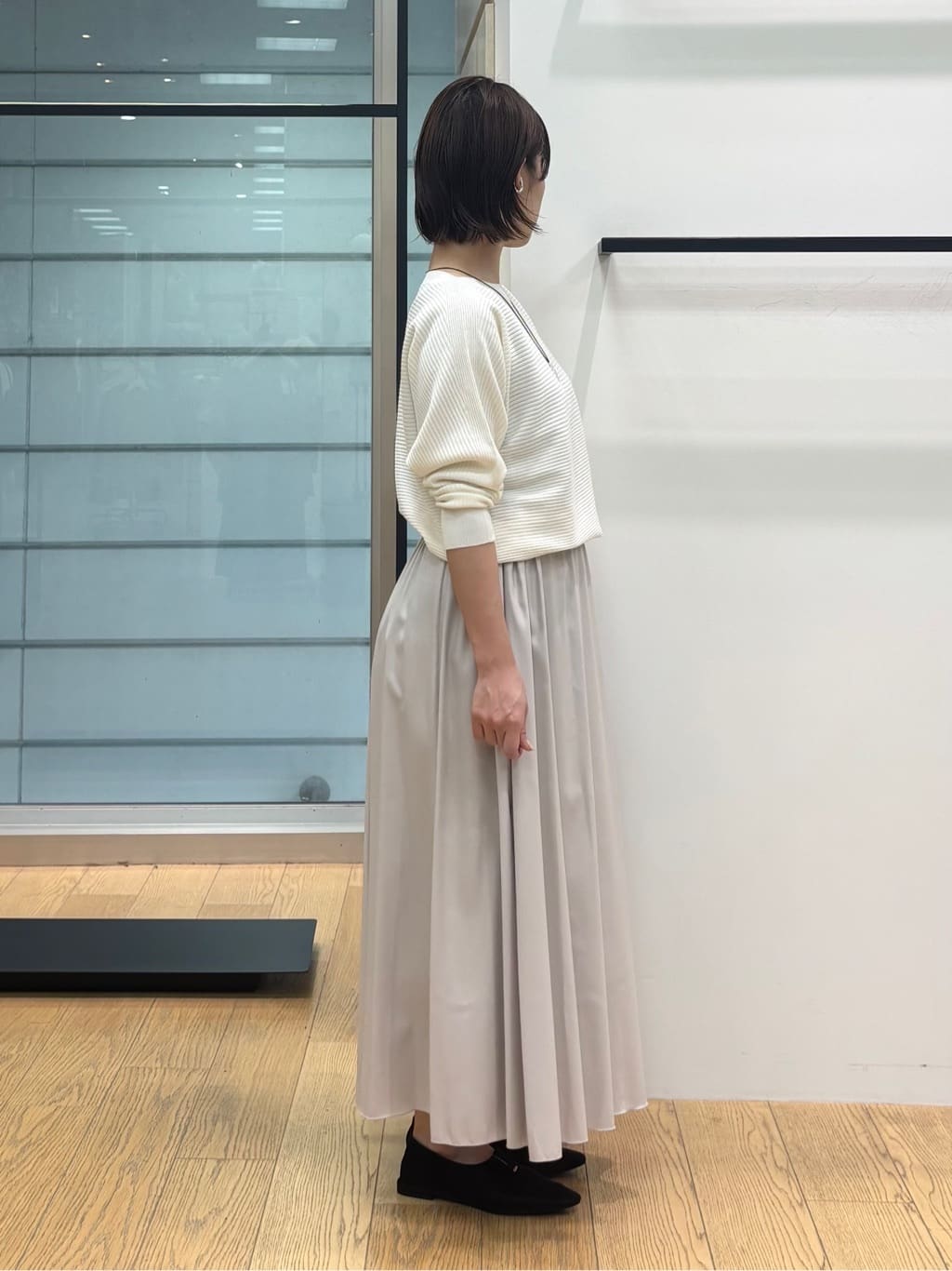 asamiさんの「INDIVI｜【洗える／体型カバー】美シルエットニット」を使ったコーディネート