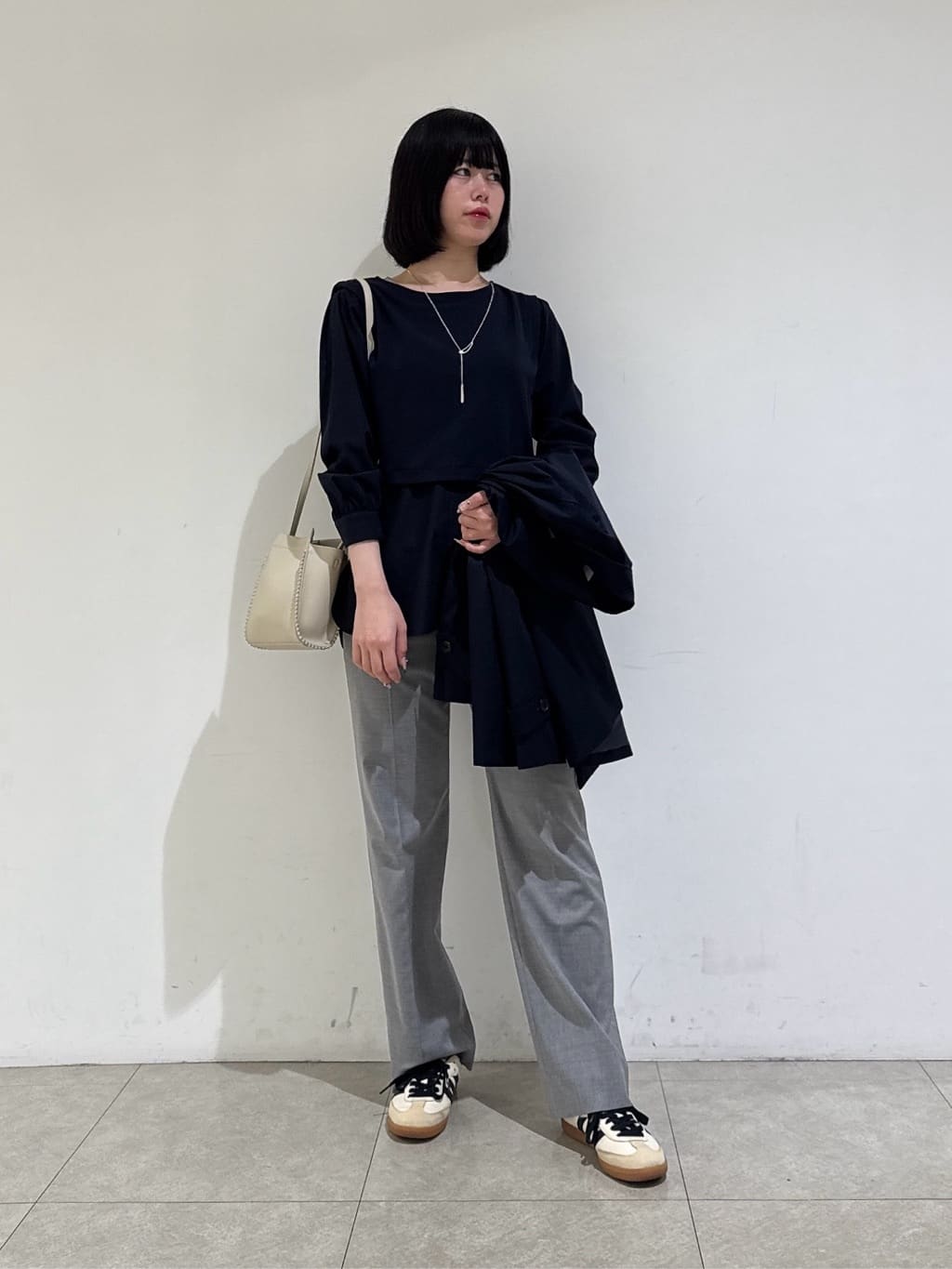 rinaさんの「INDIVI｜【洗える／UVケア】レイヤード風デザイントップス」を使ったコーディネート