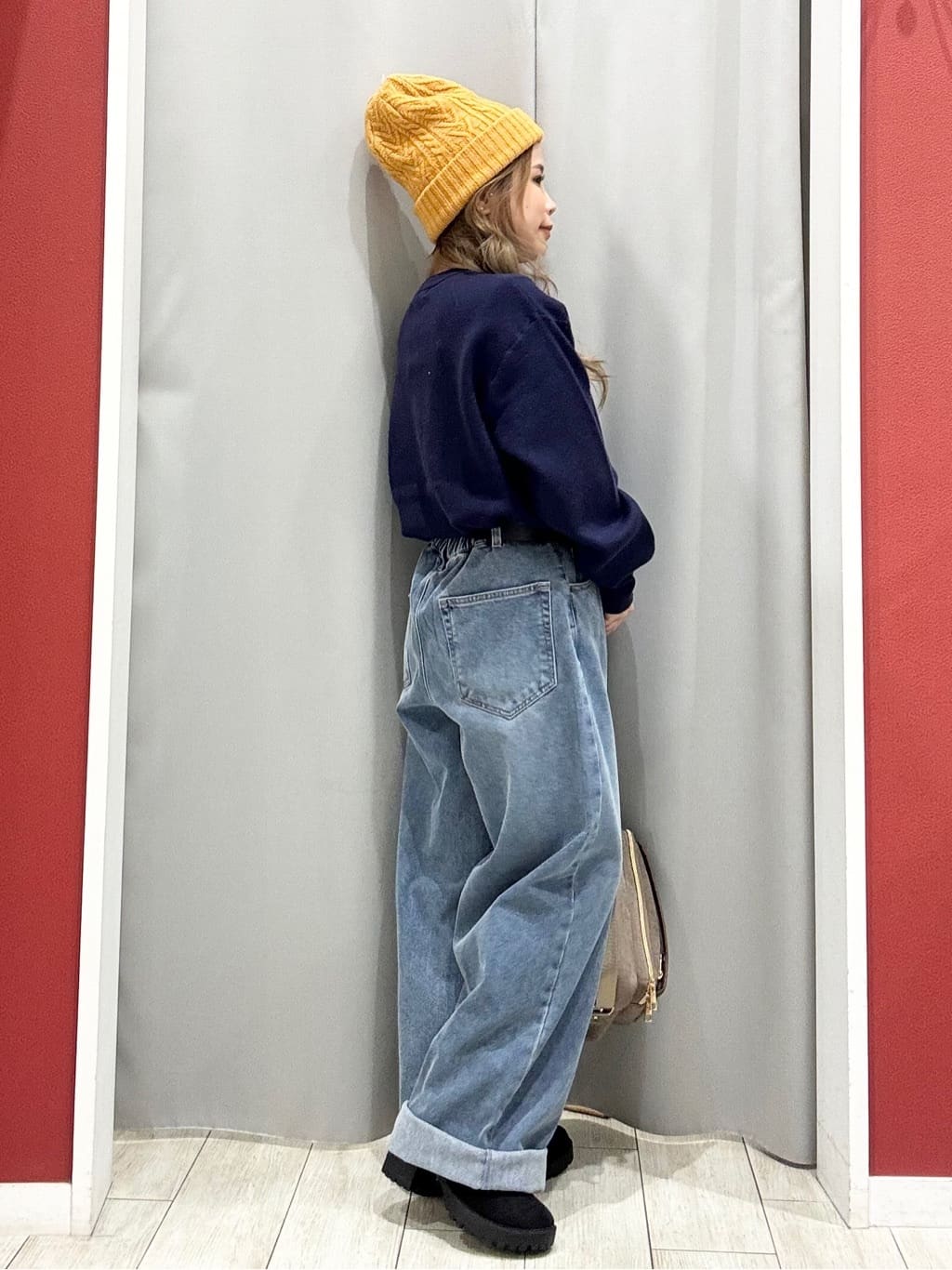 shioさんの「SHOO･LA･RUE｜【撥水/あったか】たっぷり着られる 中綿モンスターショートコート」を使ったコーディネート
