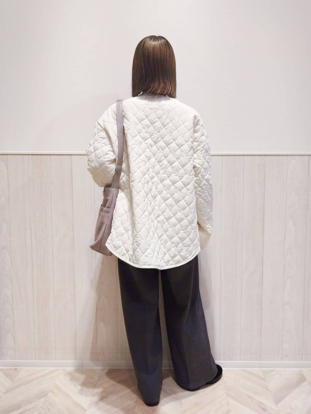 Suzuさんの「SHOO･LA･RUE｜【8ポケット】フロント切替 ショルダーバッグ」を使ったコーディネート