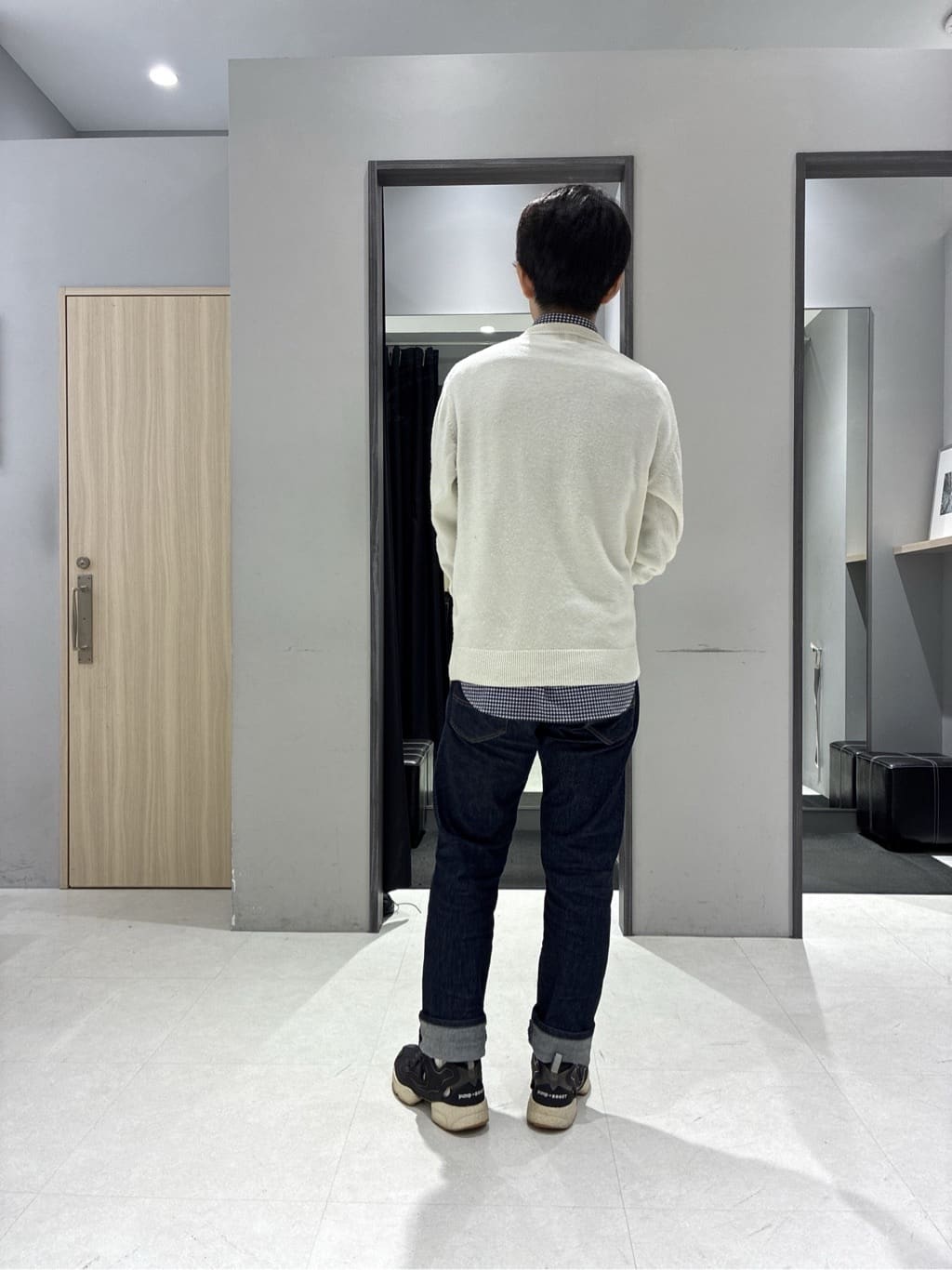 わいずみさんの「TAKEO KIKUCHI｜【JUST ONE LAYER】ダウンファブリック ジップアップ リブ ブルゾン」を使ったコーディネート