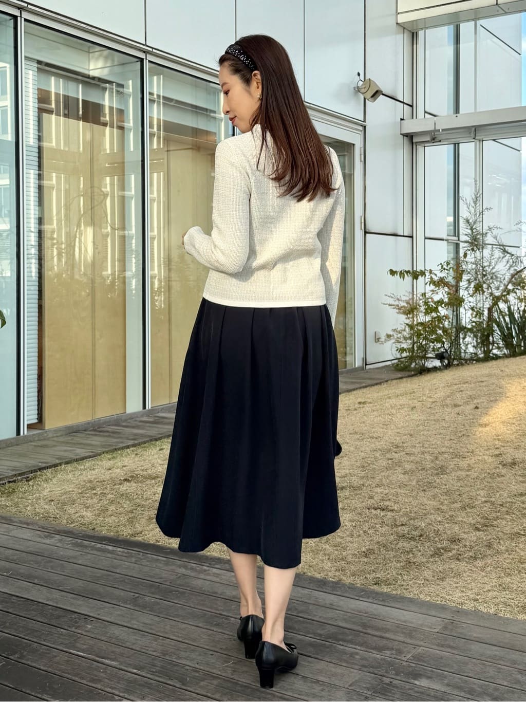 teiさんの「Couture brooch｜リボンデザイン2WAYバッグ」を使ったコーディネート