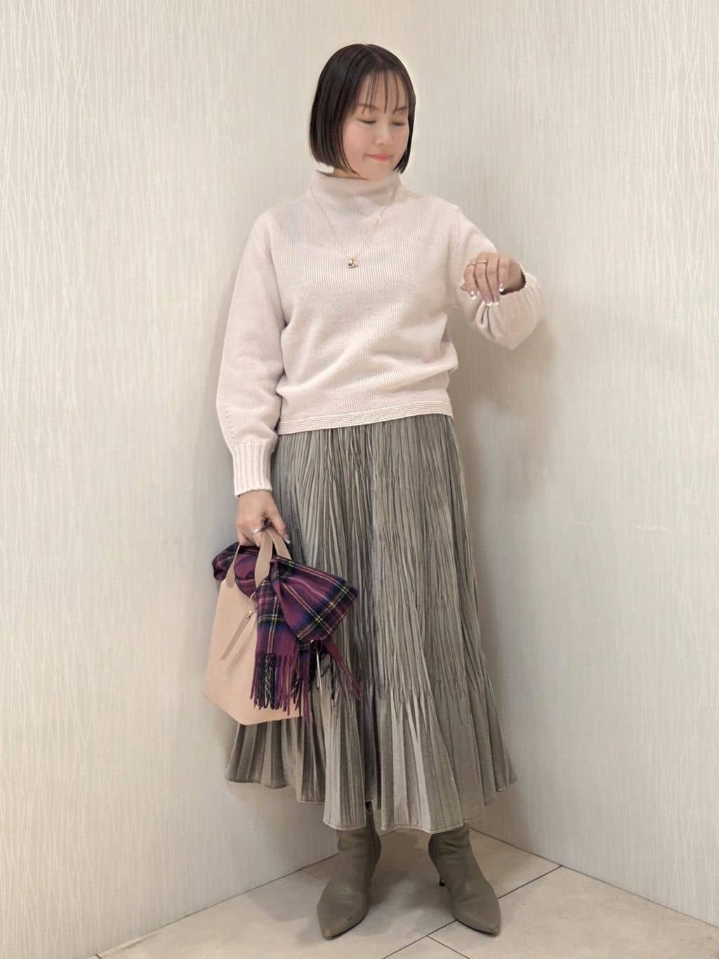 naokoさんの「UNTITLED｜【ロング丈/軽やか】テーラード　リバーコート」を使ったコーディネート