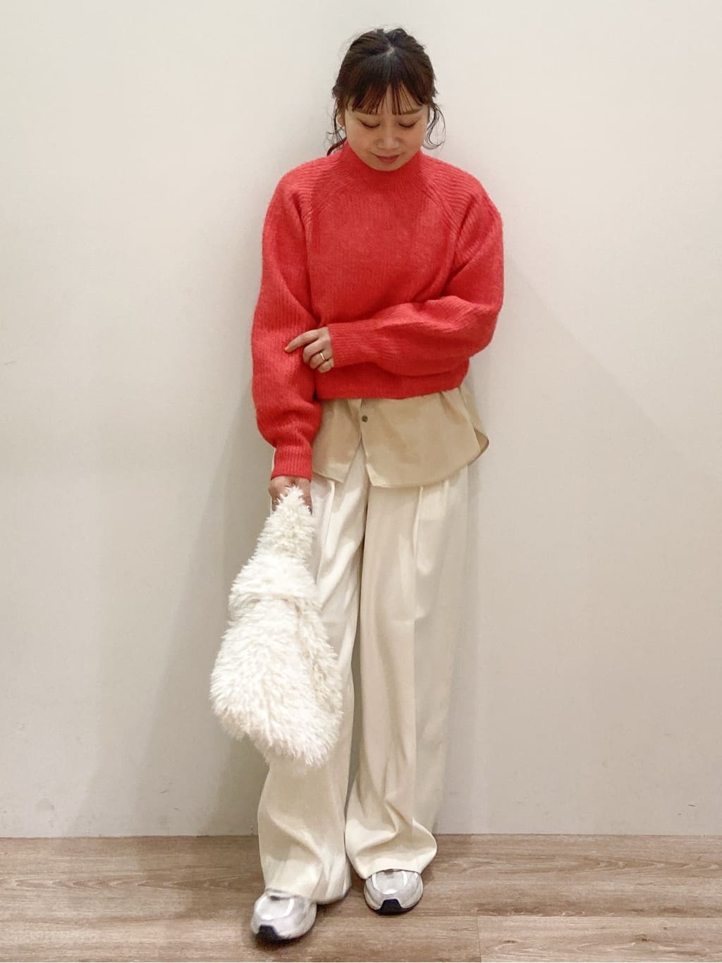 risayanさんの「OPAQUE.CLIP｜ポケット刺繍レギュラーカラーシャツ【洗濯機OK】」を使ったコーディネート