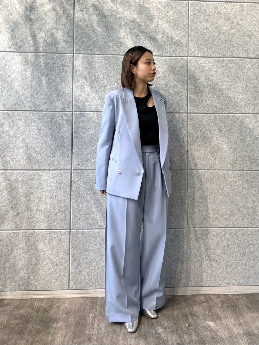 Harukaさんの「INDIVI｜【オケージョン／セレモニー／セットアップ可能】ダブルクロスモードジャケット」を使ったコーディネート
