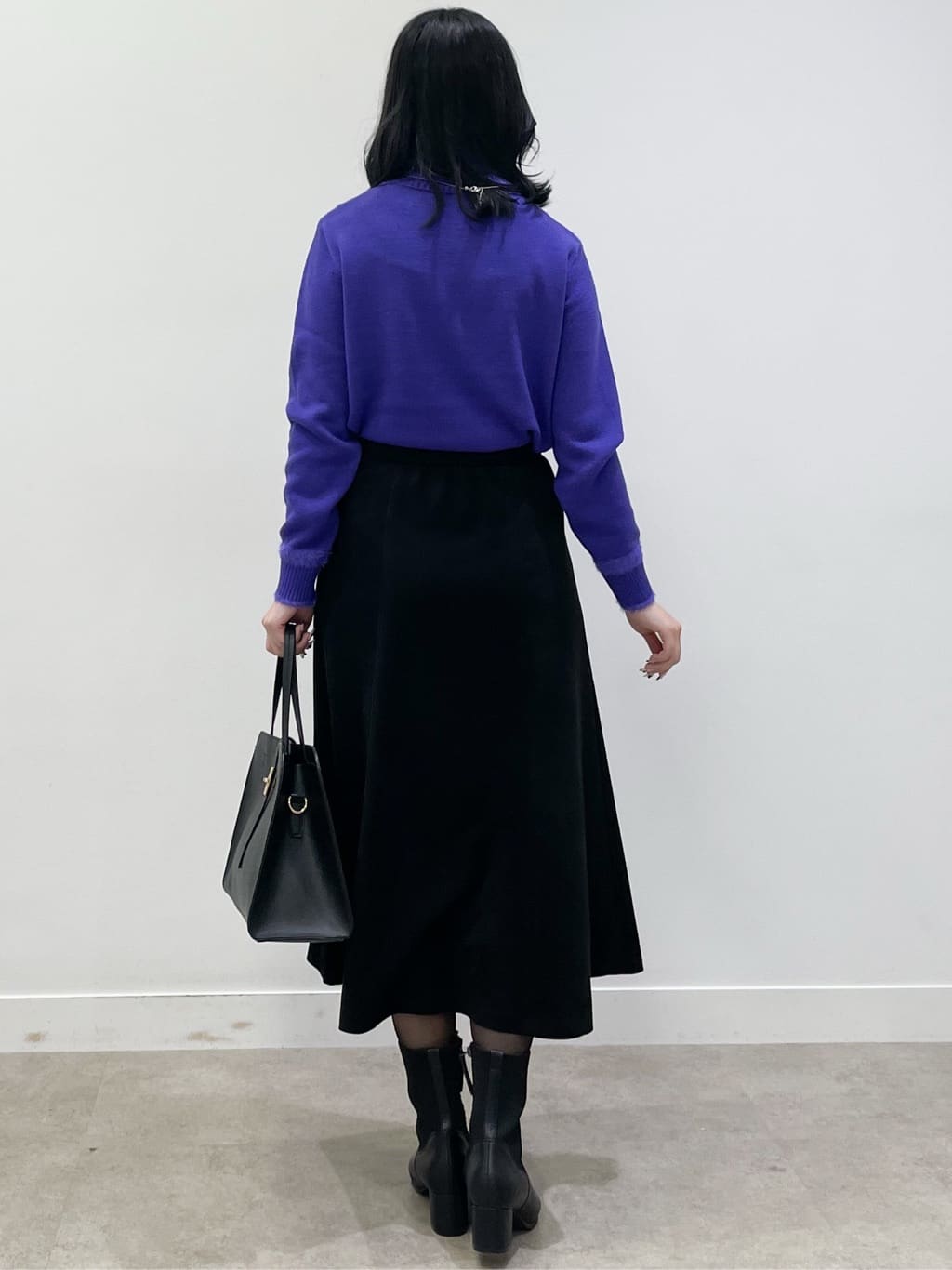 yukariさんの「Reflect｜【ほんのりラメ感◎】ふわふわフェザーヤーンハイネックニット」を使ったコーディネート