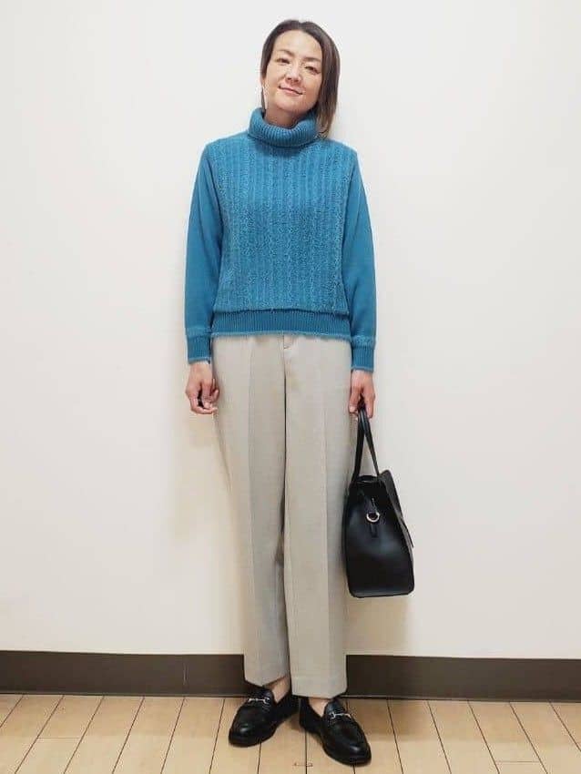 yuuさんの「Reflect｜【ほんのりラメ感◎】ふわふわフェザーヤーンハイネックニット」を使ったコーディネート