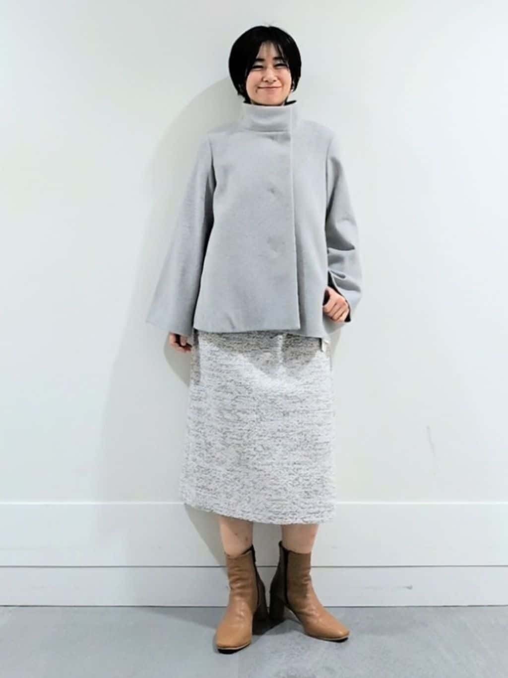 ミズタさんの「UNTITLED｜【着回しが効く／オンオフアウター】ウールショートコート」を使ったコーディネート