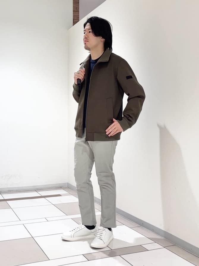 及川さんの「TAKEO KIKUCHI｜【JUST ONE LAYER】ダウンファブリック ジップアップ リブ ブルゾン」を使ったコーディネート