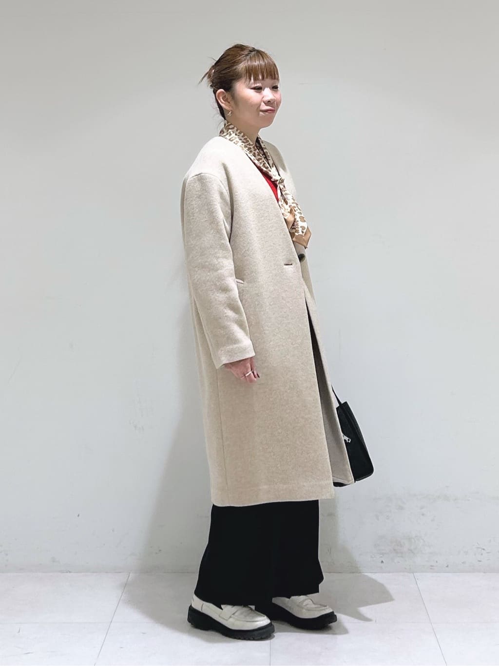 tsuyuさんの「INDIVI｜【軽量／ウール混】ライトフォルム ロングコート」を使ったコーディネート