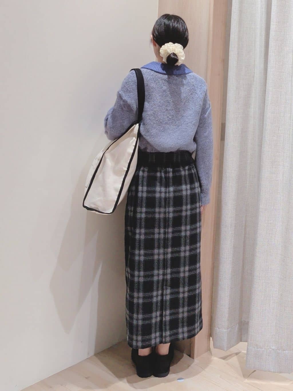 Yuiさんの「grove｜起毛ジャカードナロースカート」を使ったコーディネート