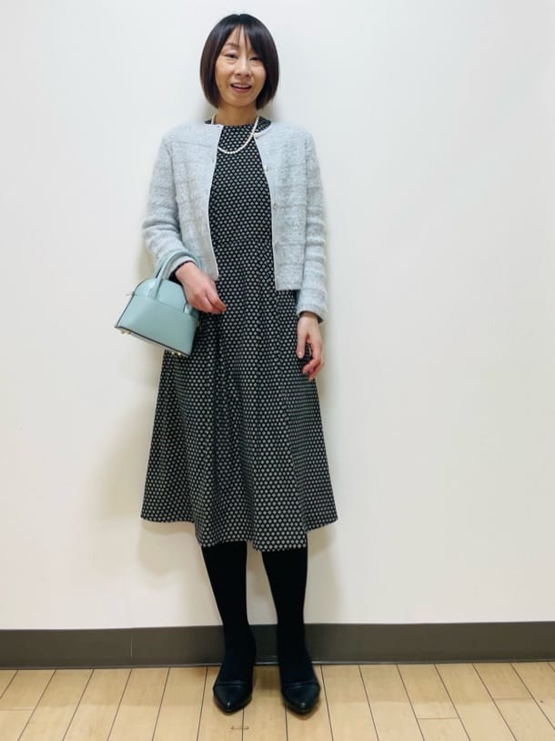 Riiさんの「Reflect｜【お食事会やお出かけに◎】ふんわりジャカード編みカーディガン」を使ったコーディネート