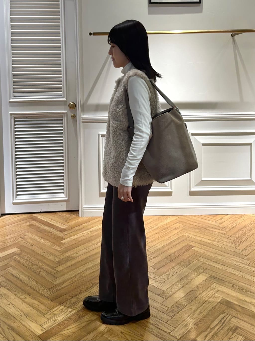 cocoさんの「DRESSTERIOR｜【インナー使いに最適/しっとり暖かな吸湿発熱素材】タートルネックプルオーバー」を使ったコーディネート