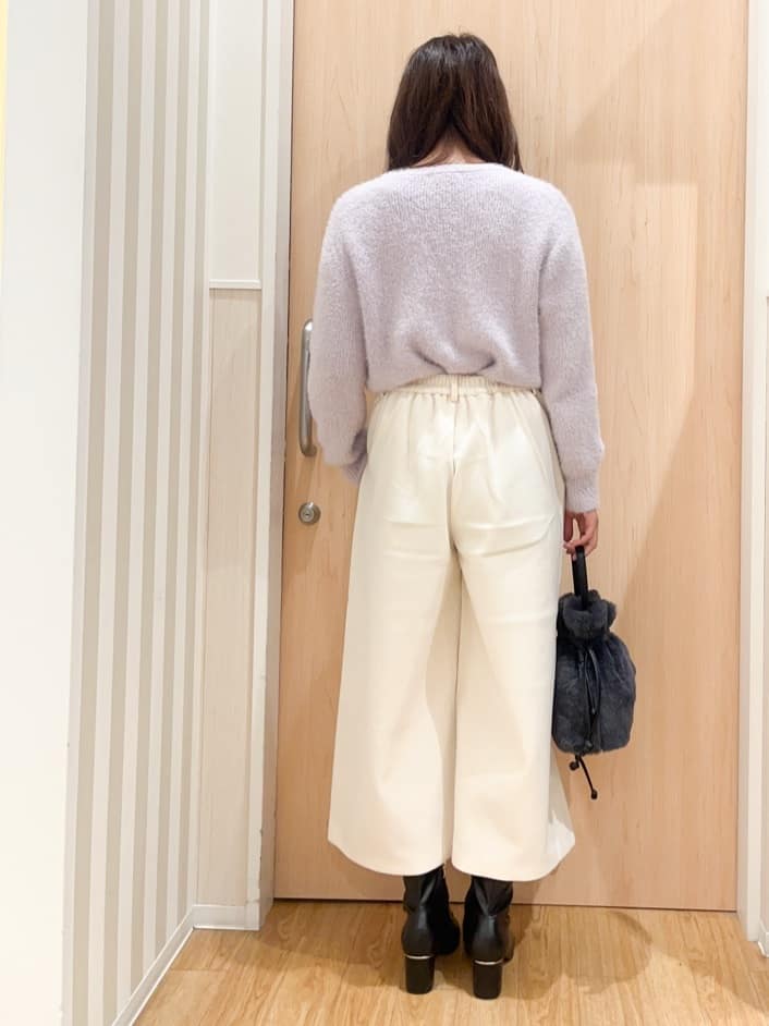 natsumiさんの「SHOO･LA･RUE｜【高レビュー】ウエストゴムで穿きやすい　ガウチョパンツ」を使ったコーディネート