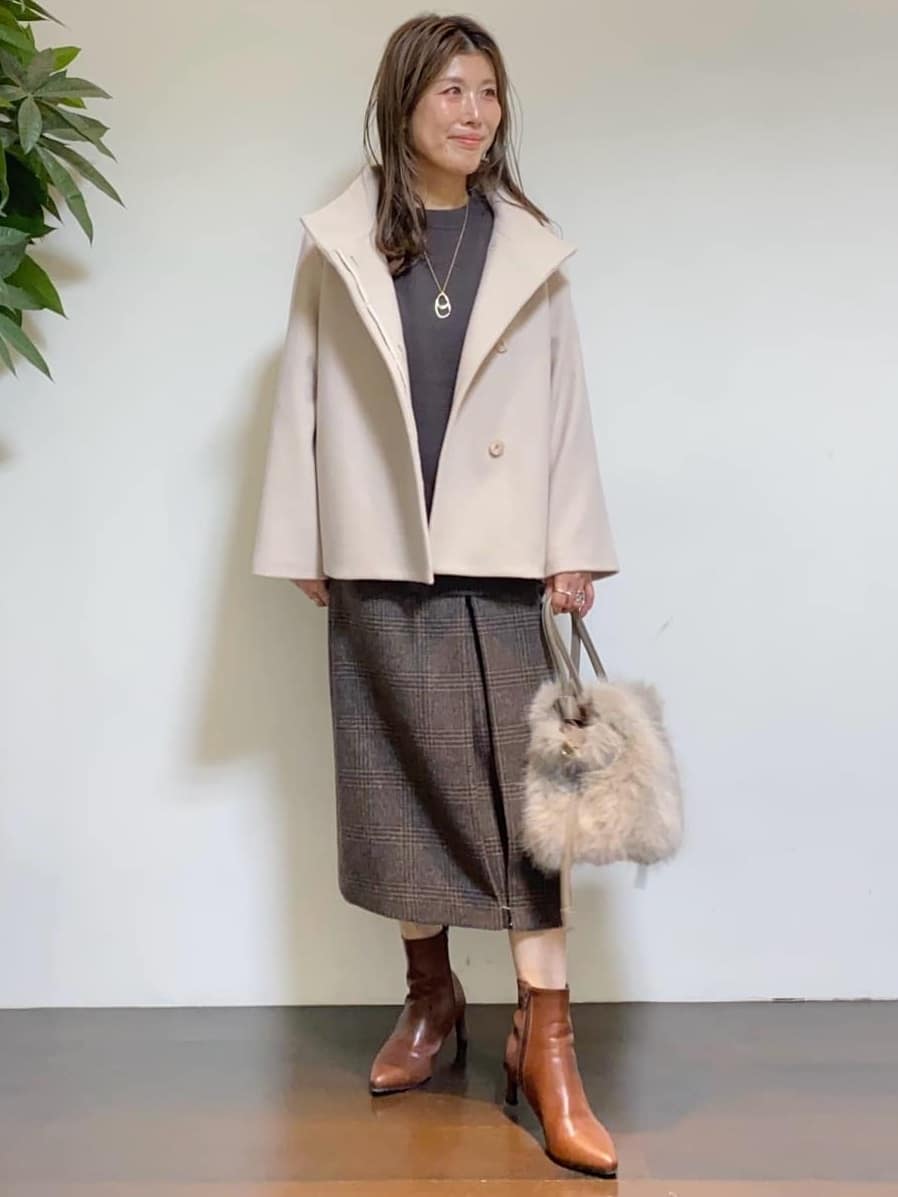 tomoさんの「UNTITLED｜【重ね着もおすすめ/洗える】ウールカシミヤ クルーネックニット」を使ったコーディネート