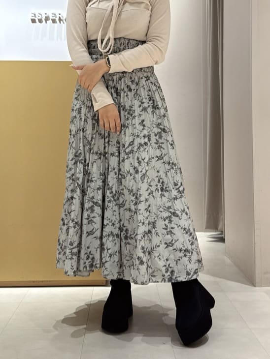 neinaさんの「ESPERANZA｜厚底ニットショートブーツ」を使ったコーディネート