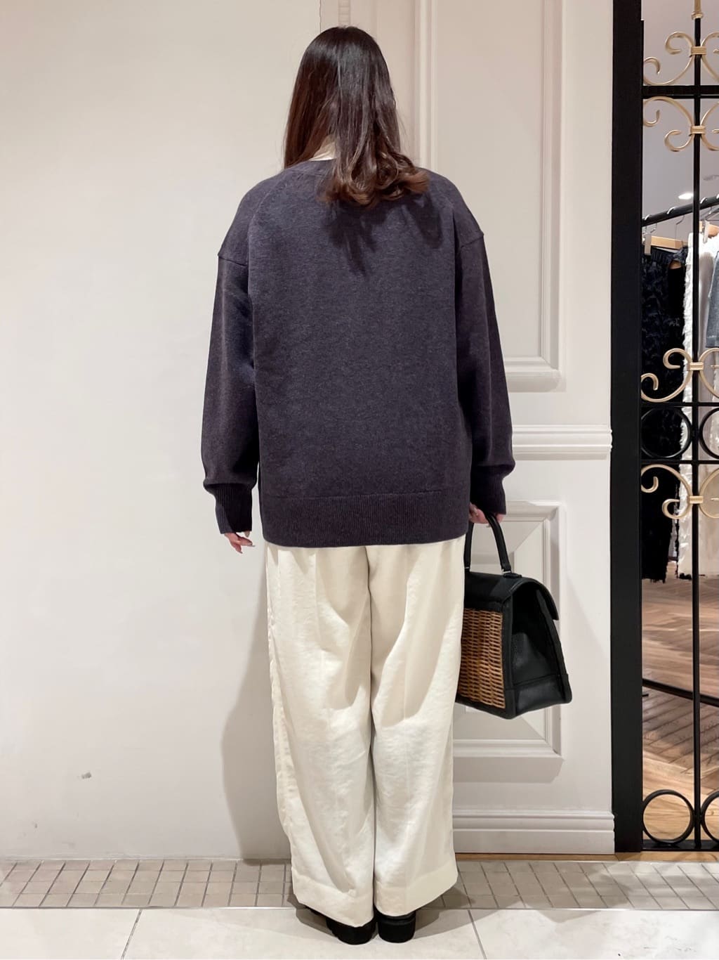 minowaさんの「DRESSTERIOR｜レタードニットカーディガン」を使ったコーディネート