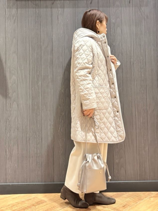 meiさんの「SHOO･LA･RUE｜【洗濯機可】美脚見え あったか圧縮ニット ガウチョパンツ」を使ったコーディネート