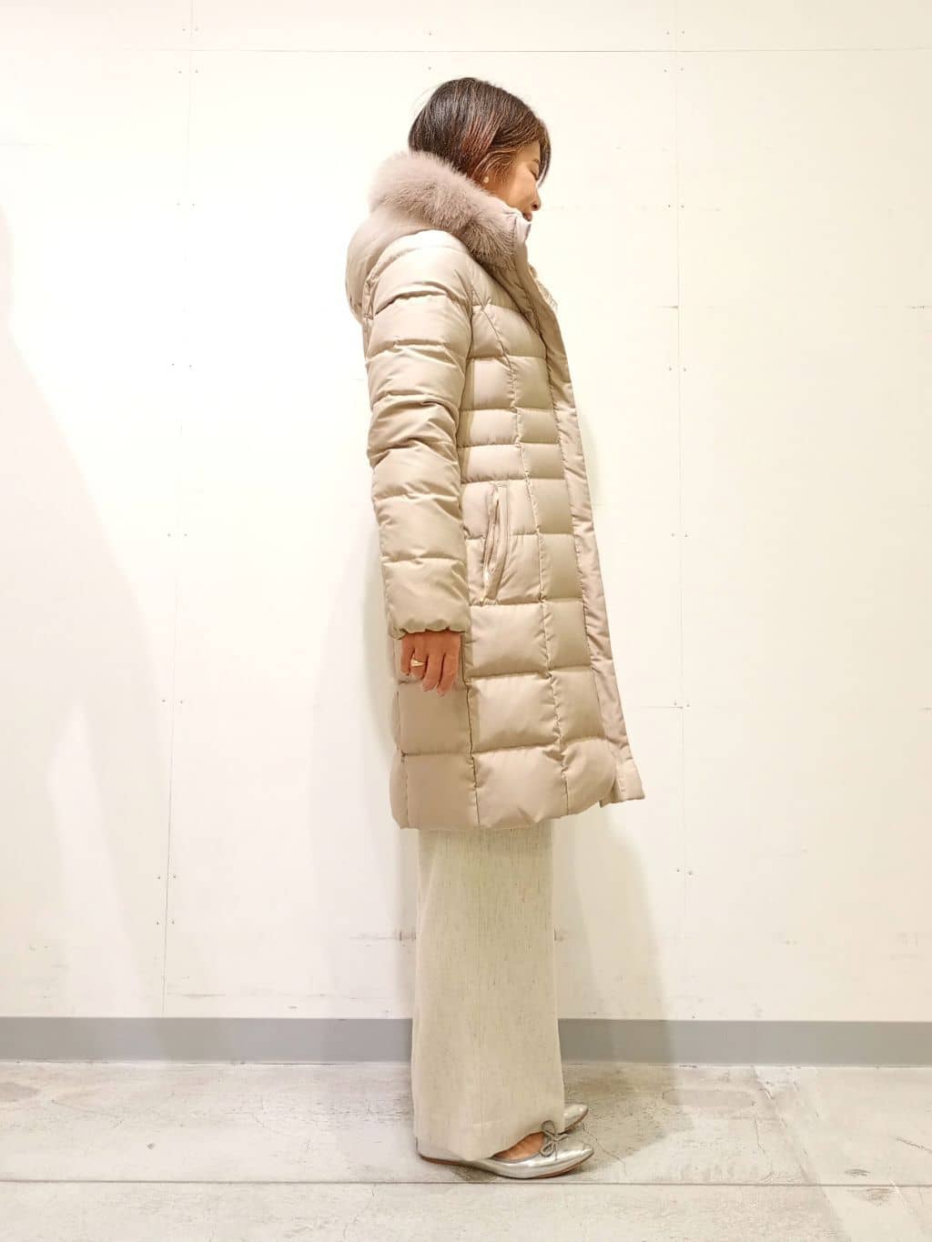 Kさんの「INDIVI｜【名品／撥水／抗菌防臭】ロング丈リサイクルダウンコート」を使ったコーディネート