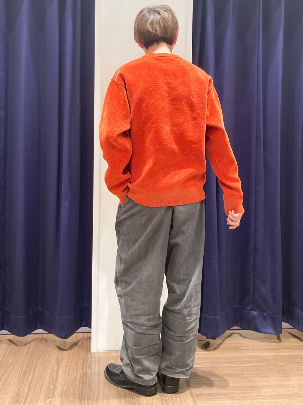 つーじーさんの「THE SHOP TK｜【包み込まれるような柔らかさ】配色モールニット 洗濯機OK」を使ったコーディネート
