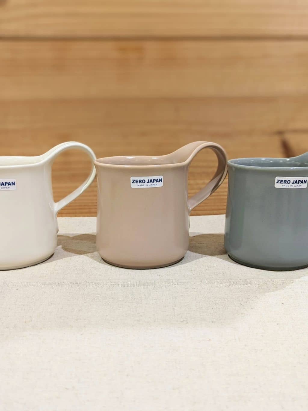 Shimanekoさんの「212 KITCHEN STORE｜カフェマグスモール シルキーベージュ ＜ZEROJAPAN ゼロジャパン＞」を使ったコーディネート