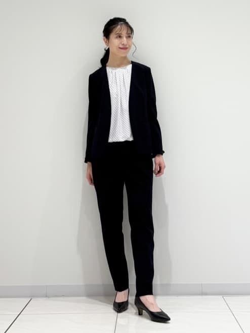 kayoさんの「INDIVI｜【通勤スーツ／洗える】ストレッチカラーレスジャケット」を使ったコーディネート