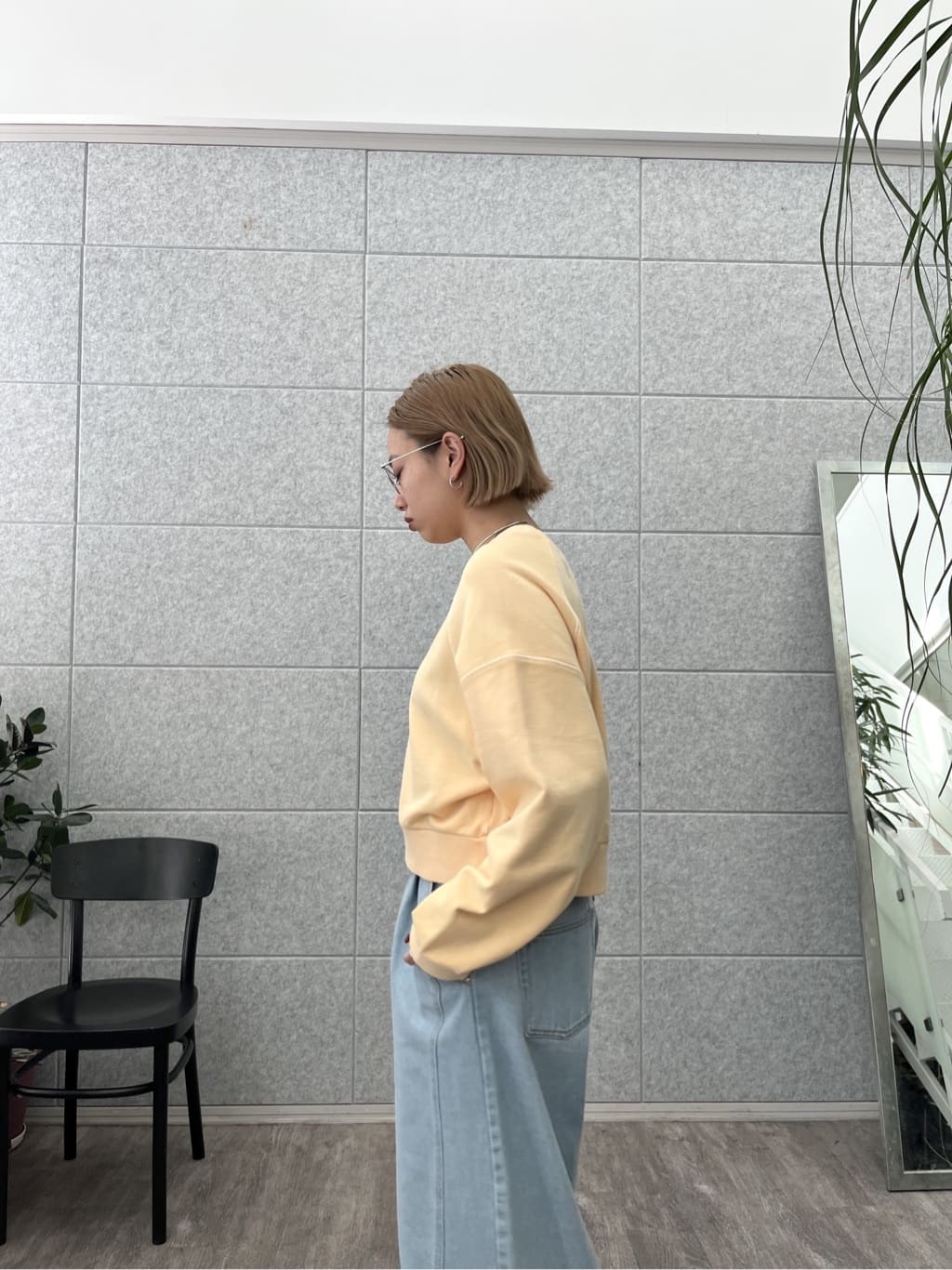 Harukaさんの「INDIVI｜ワイドスリーブカラースウェット」を使ったコーディネート