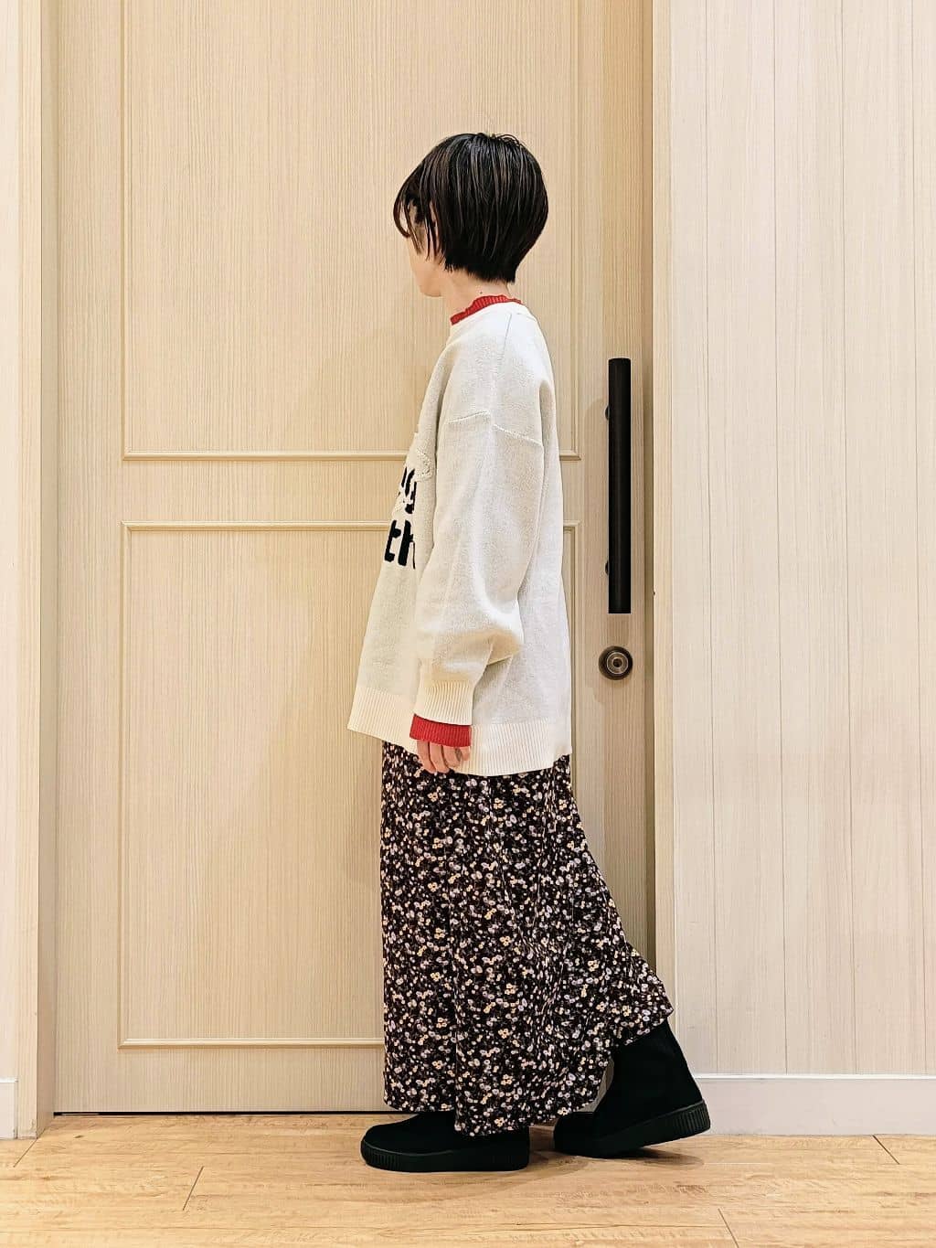 manikoさんの「SHOO･LA･RUE｜【絶妙なゆるピタ/洗濯機可】ちくちくしにくい リブハイネックやわらかニット」を使ったコーディネート